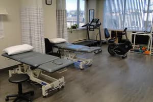 BLOOR JANE PHYSIOTHERAPY AND ACTIVE REHABILITATION - physiotherapy in Toronto, ON - image 4