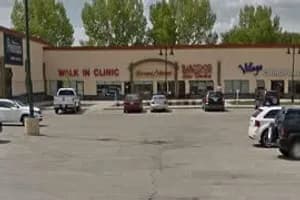Village Mall Walk In Clinic - clinic in Red Deer, AB - image 1