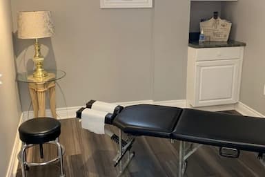 Absolute Chiropractic And Wellness Centre - chiropractic in St. Catharines