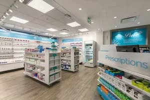 Pure Integrative Pharmacy Hemlock - pharmacy in Vancouver, BC - image 2