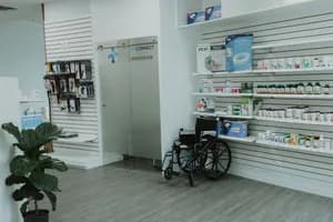 LifeConnect Pharmacy - pharmacy in Surrey, BC - image 5