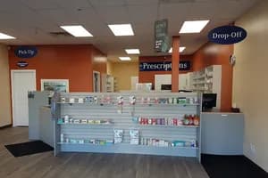 Seven Days Pharmacy - pharmacy in Edmonton, AB - image 4