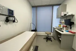 Bloor Walk-in Clinic - clinic in Etobicoke, ON - image 1