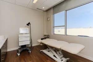 Unpain Clinic - Summerside - physiotherapy in Edmonton, AB - image 2