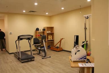 pt Health Physiotherapy - Bedford Place Mall - physiotherapy in Bedford