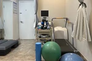 Vcare Physio & Rehab - Chiropractic - chiropractic in Woodbridge, ON - image 2