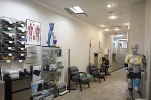 Vcare Physio & Rehab - Chiropractic - chiropractic in Woodbridge, ON - image 5