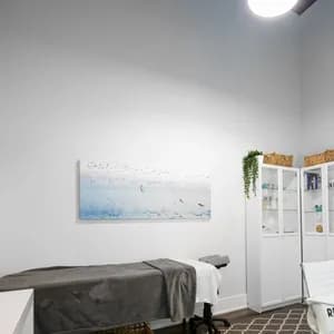 Bronte Wellness Boutique - naturopathy in Oakville, ON - image 5